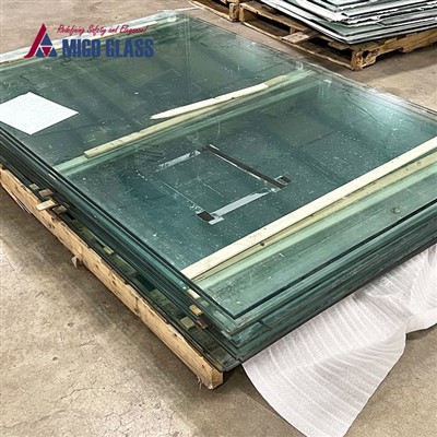 Apeze vè sekirite Hockey